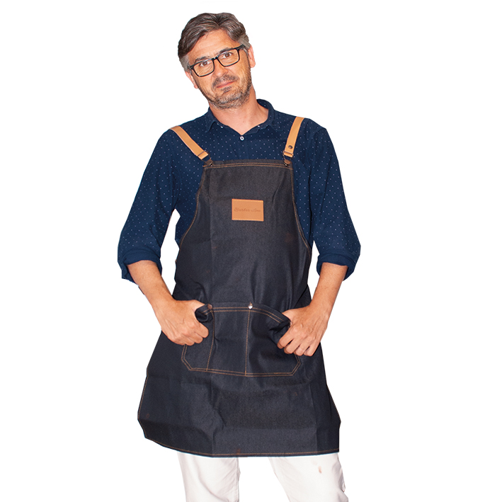 [07057] DELANTAL TEJANO NEGRO 75X65 CM - BARBER LINE